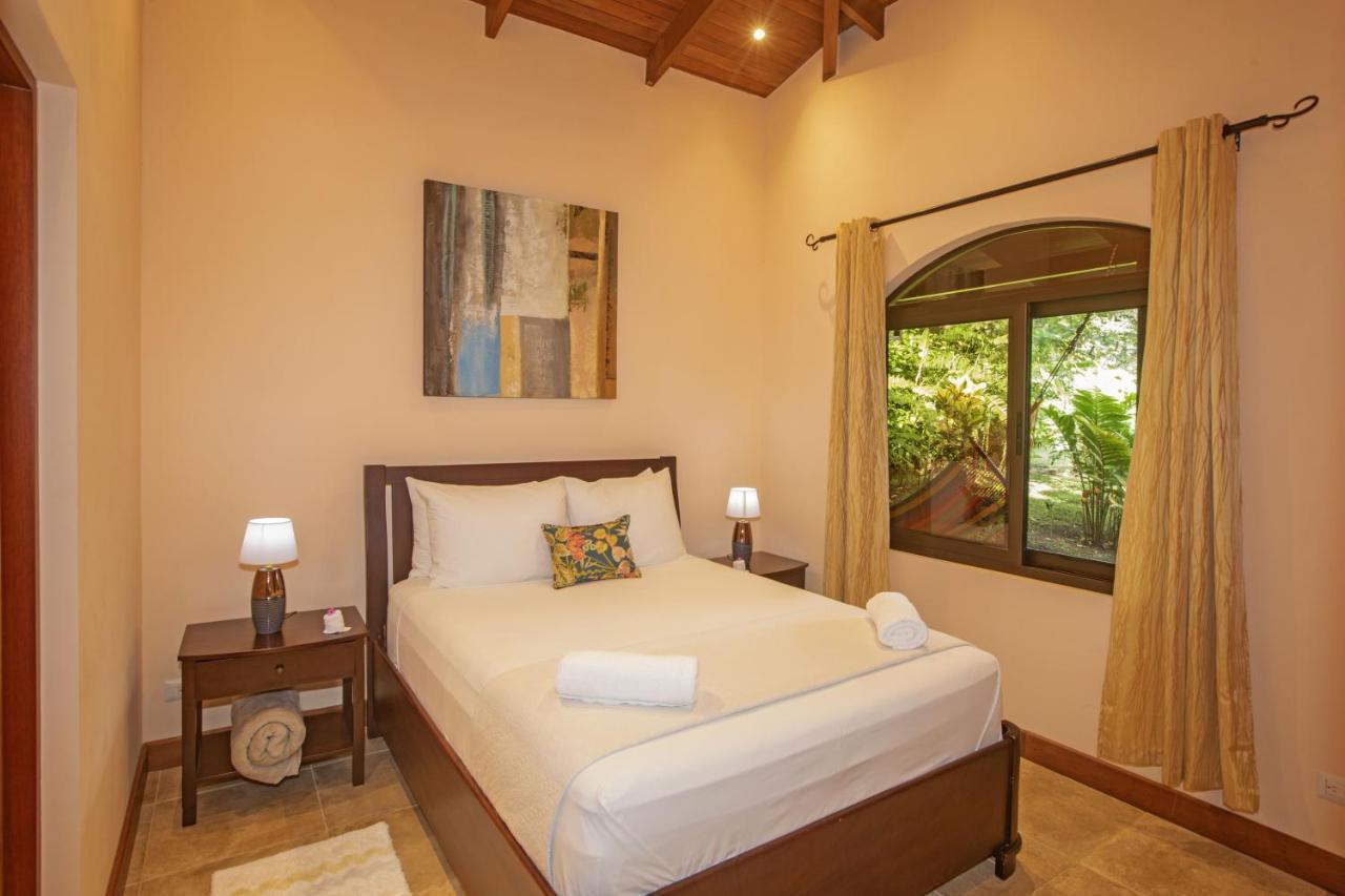 "Hana'S Celeste Retreat" Large Modern Villa Sleeps 6 On 20 Acres Of Nature! 比加瓜 外观 照片