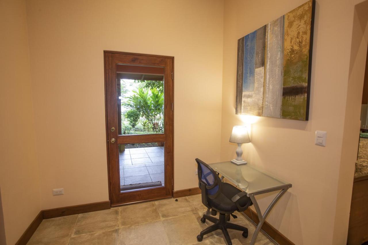 "Hana'S Celeste Retreat" Large Modern Villa Sleeps 6 On 20 Acres Of Nature! 比加瓜 外观 照片